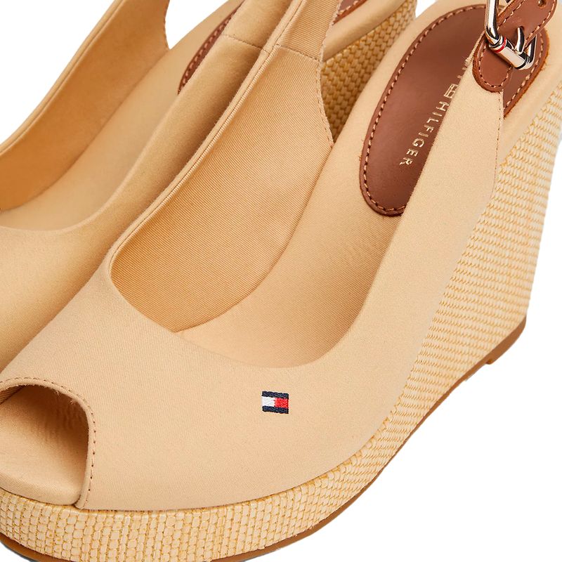 104660122-Sandalia-casual-Tommy-Hilfiger-para-mujer