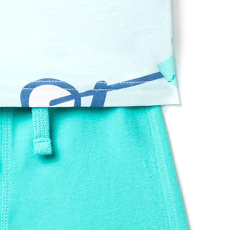 104674952-Conjunto-de-2-piezas-verdes-con-estampado-para-bebe-niño