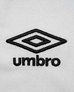 104614647-Camiseta-deportiva-blanca-Umbro-Aguila-2024-25
