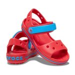 104701805-BLACK-FRIDAY-Sandalia-Crocs-color-rojo-para-niño