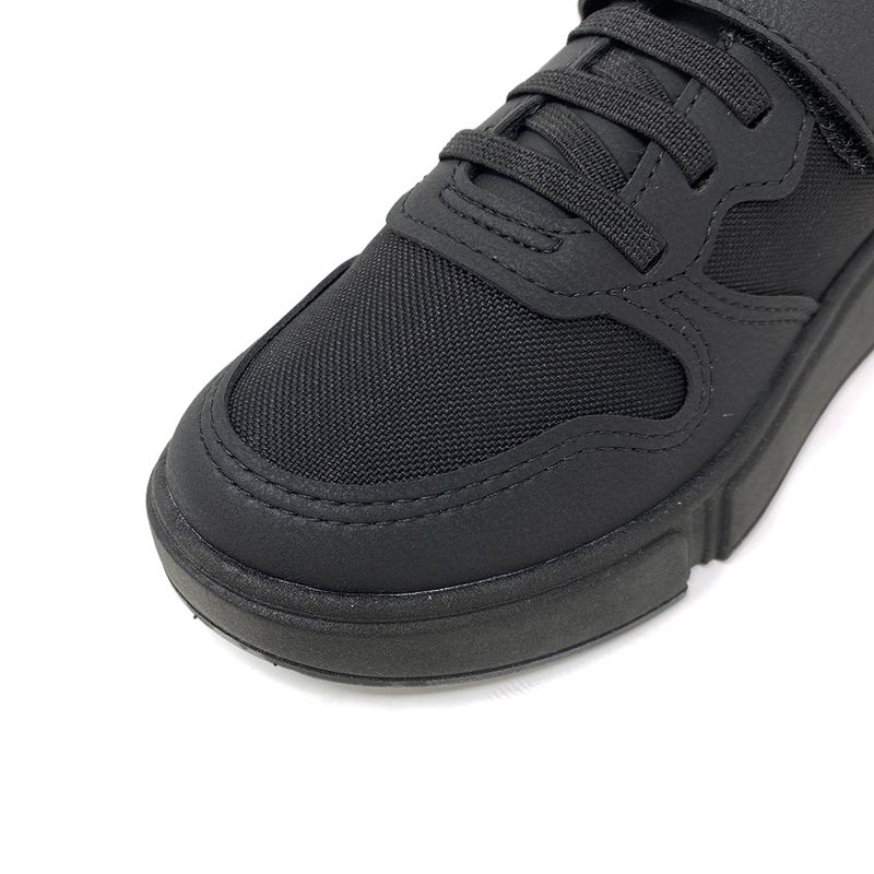 104639943-Calzado-deportivo-escolar-Orange-color-negro-para-niño