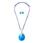 104676335-Set-de-collar-y-aretes-color-azul