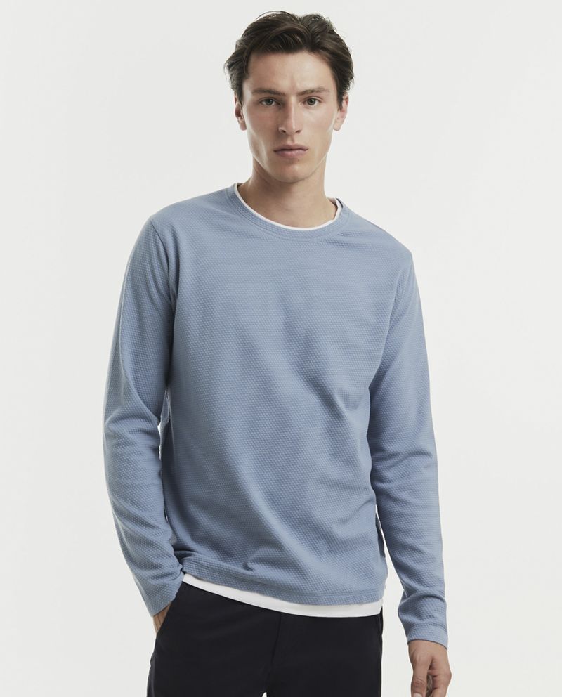 104678508-Camiseta-casual-Sfera-regular-fit-celeste-texturizada-para-hombre