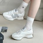 104704601-Zapato-New-Balance-327-casual-deportivo--blanco-gris-para-mujer