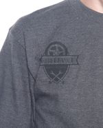 104687164-Camiseta-Orange-oversized-fit-gris-oscuro-estampado-On-the-road....-para-hombre