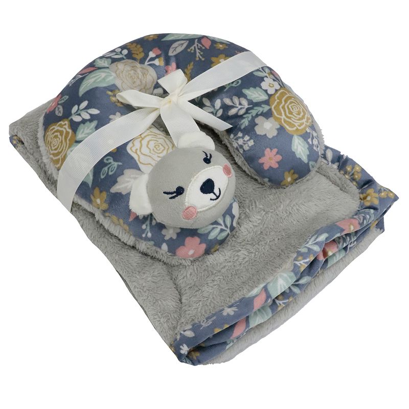 104679683-Frazada-verde-con-almohada-media-luna-para-bebe-niño