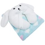 104407900-Frazada-celeste-con-almohada-media-luna-para-bebe-niña