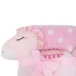 104407901-Frazada-rosada-con-almohada-media-luna-para-bebe-niña