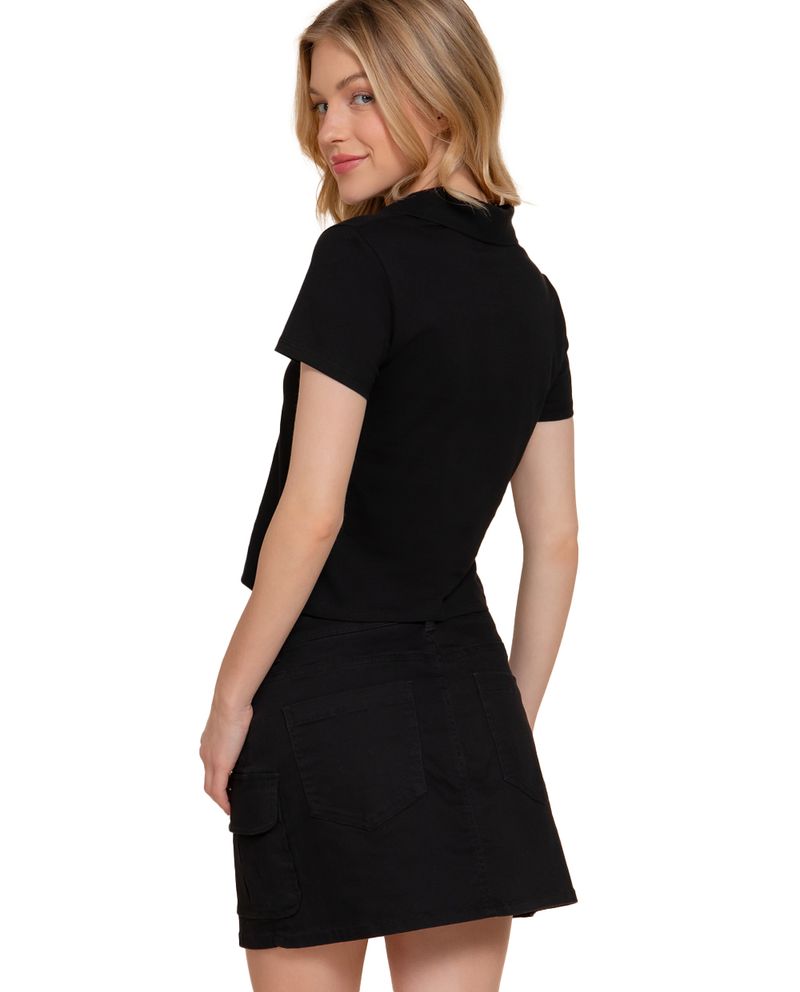 104695546-Blusa-Active-Basic-tipo-polo-manga-corta-para-mujer