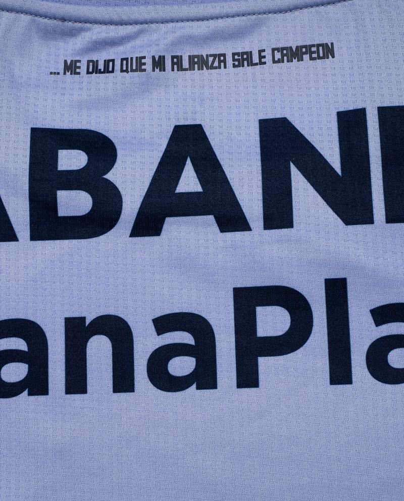 104580098-Camiseta-de-visita-Umbro-Alianza-2024-25