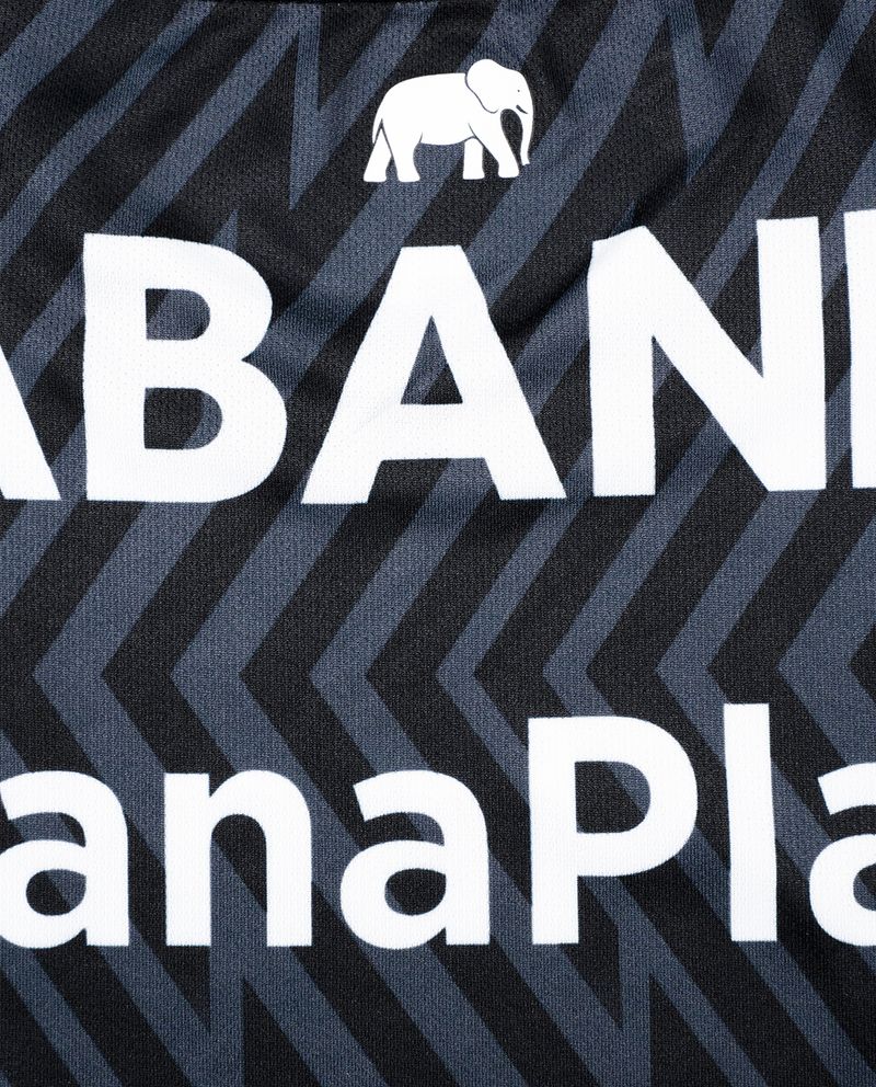 104580109-Camiseta-negra-de-portero-Umbro-Alianza-2024-25