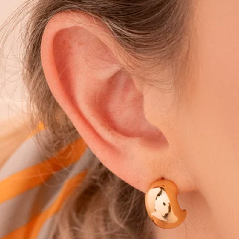 104697707-Aretes-dorados-para-mujer