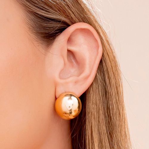 Aretes dorados para mujer