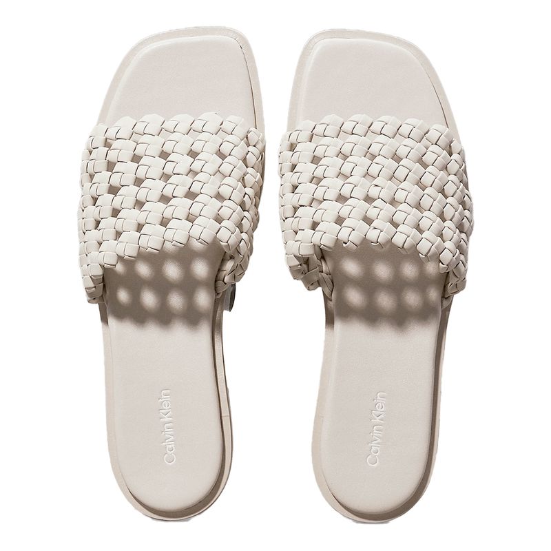 104711522-Sandalia-casual-Calvin-Klein-color-blanco-para-mujer