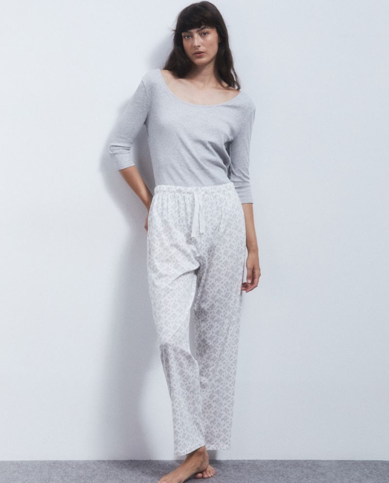 104713446-Pijama-con-pantalon-Sfera-estampada-para-mujer