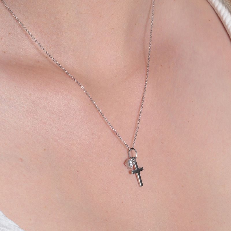 104592665-Cadena-de-plata-con-dije-de-cruz-1mm18.5--para-mujer