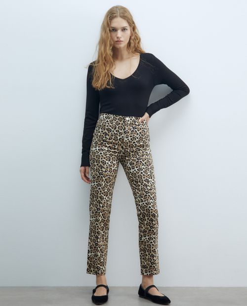 Suéter Sfera pull over negro para mujer
