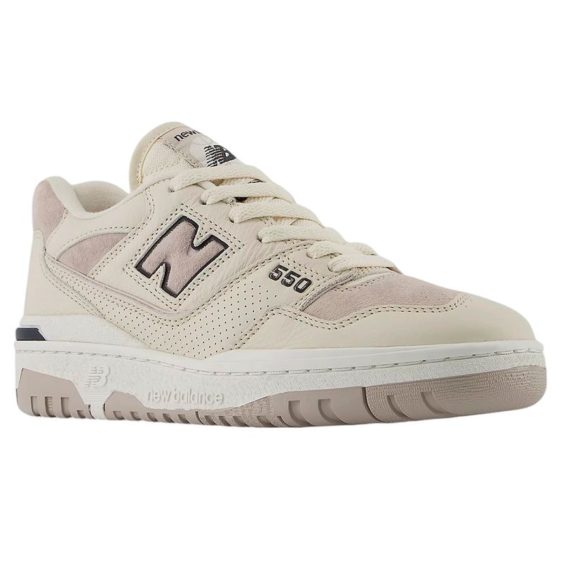 104688089-Zapato-New-Balance-550-casual-color-beige-para-mujer