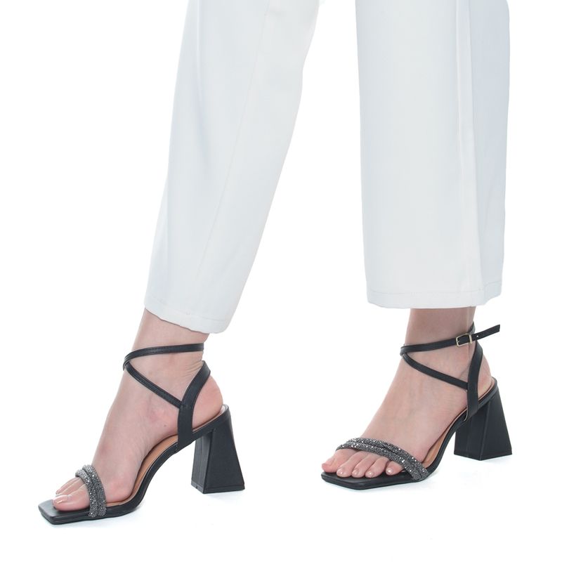 104628447-Sandalia-de-vestir-Sabrina-color-negro-para-mujer