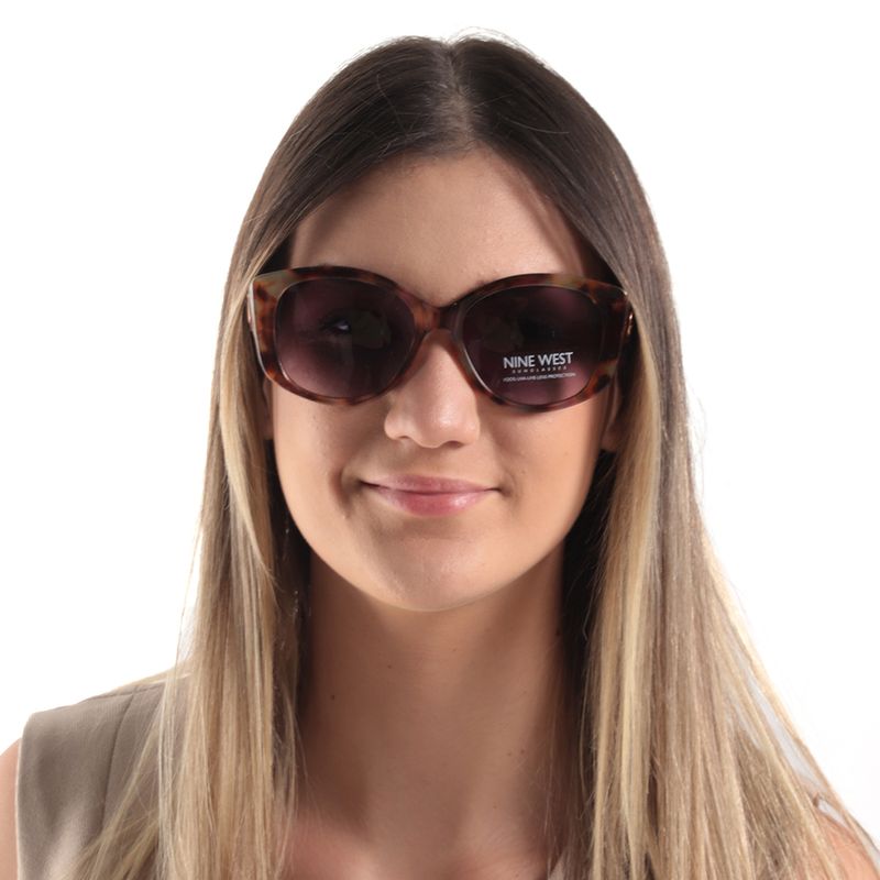 104691406-Lentes-de-sol-oversize-para-mujer-Nine-West-