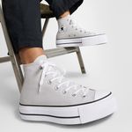 104700251-Botin-Converse-Chuck-Taylor-All-Star-Lift-casual-gris-para-mujer