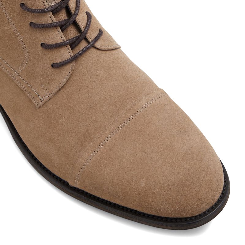 104733821-Bota-business-casual-Aldo-color-cafe-para-hombre