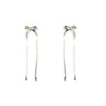104720522-Aretes-largos-de-lazo-plateados-para-mujer