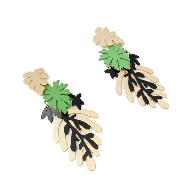 104720492-Aretes-multicolor-metalicos-para-mujer