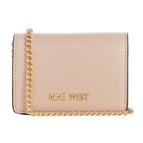 Billetera flap Nine West Lenna color beige para mujer