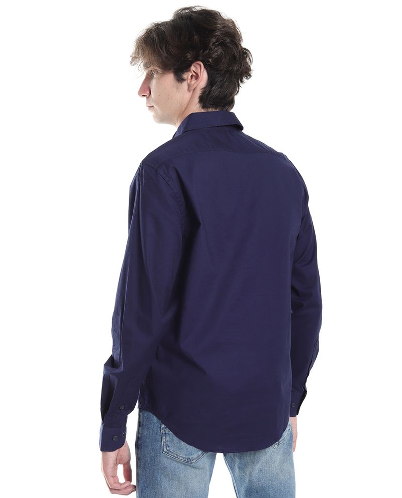 104685036-Camisa-casual-Nautica-Jeans-Co.-azul-bordada-para-hombre