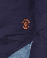 104685036-Camisa-casual-Nautica-Jeans-Co.-azul-bordada-para-hombre