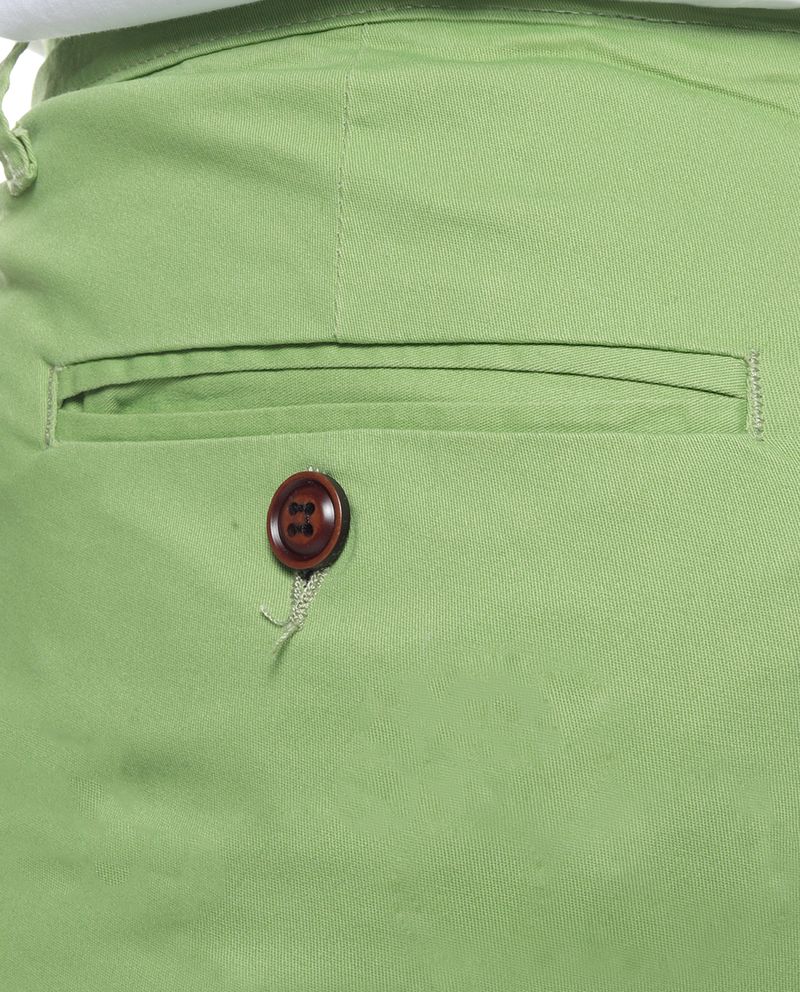 104675962-Short-chino-Gents-regular-fit-verde-solido-para-hombre