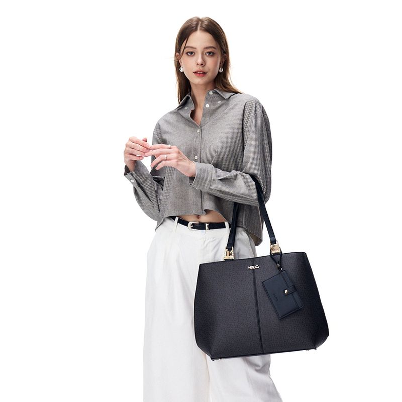 104707335-Cartera-tote-H-Co-color-negro-para-mujer