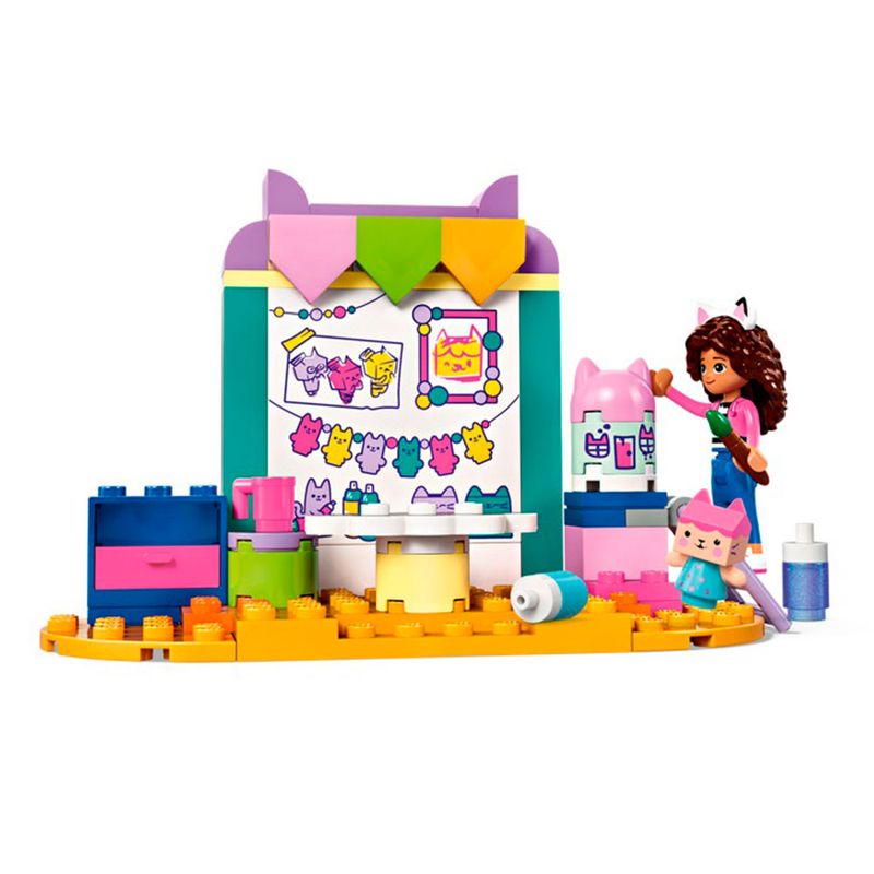 104692643-Lego-Gabbys-DollHouse---Manualidades-con-Baby-Box