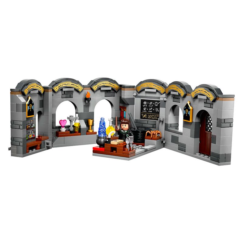 104692647-Lego-Harry-Potter---Castillo-de-Hogwarts--Clase-de-pociones