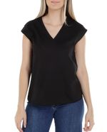 104564972-Camiseta-Sabrina-negra-manga-corta-para-mujer