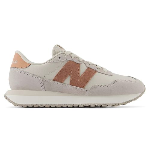 Zapato New Balance 237 casual color beige para mujer