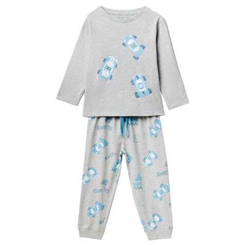 Pijama gris con estampado de carros para niño