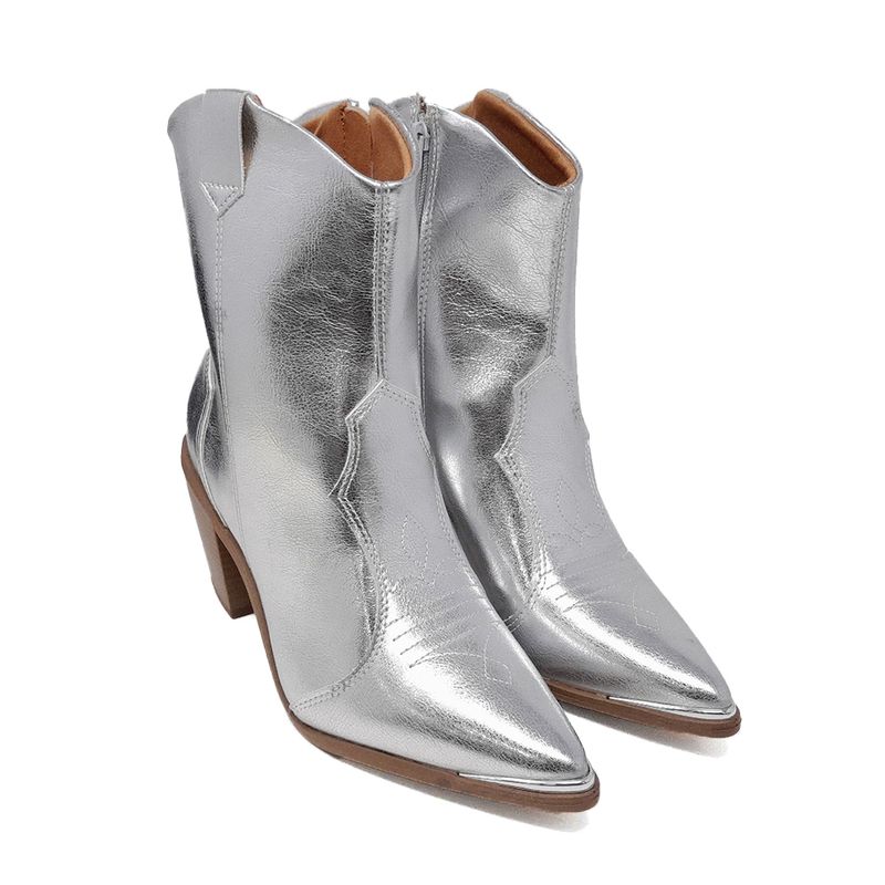 104628501-Bota-casual-Sabrina-color-plata-para-mujer