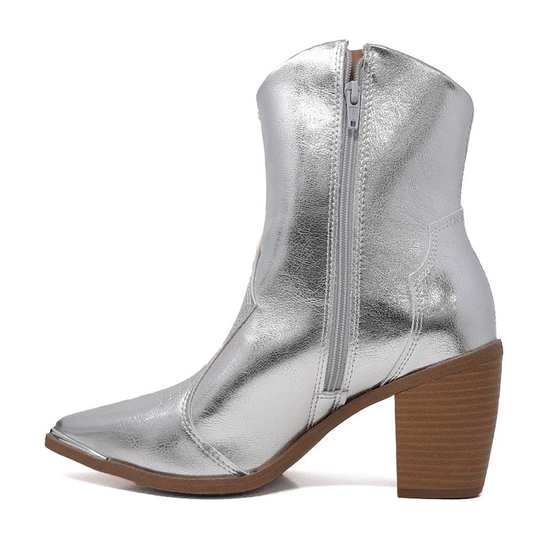 104628501-Bota-casual-Sabrina-color-plata-para-mujer