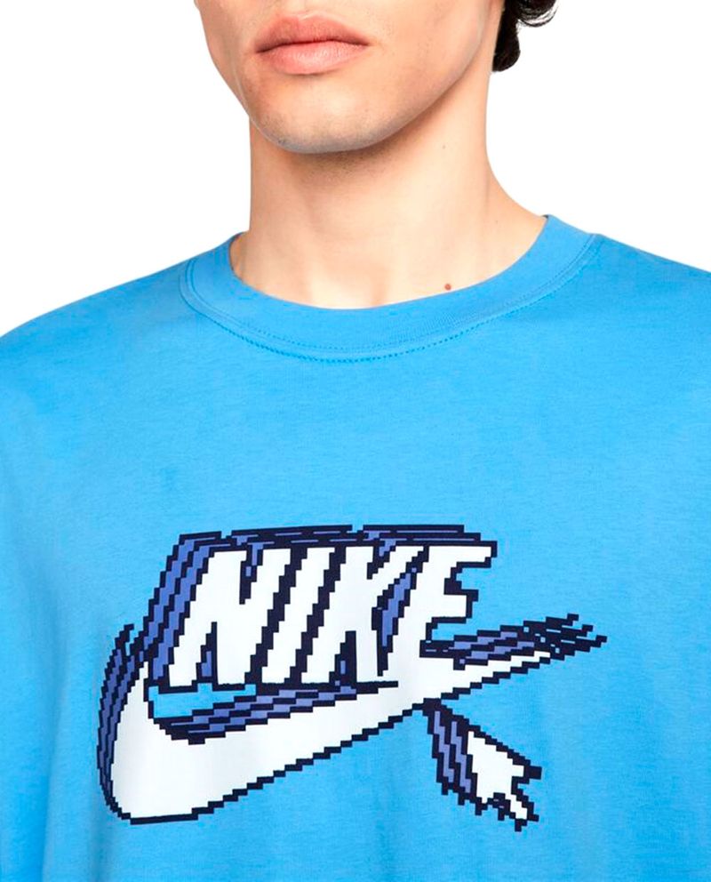 104708774-Camiseta-deportiva-Nike-celeste-estampada-para-hombre