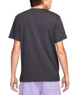 104708776-Camiseta-deportiva-Nike-negra-estampada-para-hombre