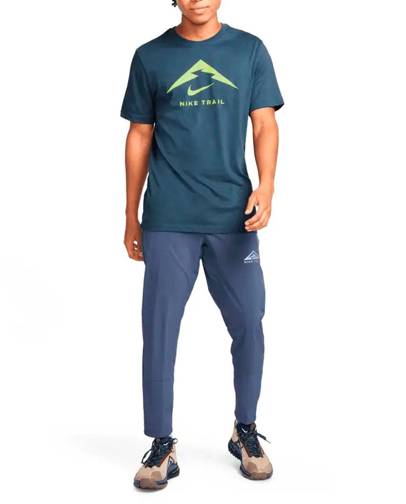 104708828-Camiseta-deportiva-Nike-azul-estampada-para-hombre