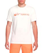 104708836-Camiseta-deportiva-Nike-running-blanca-estampada-para-hombre