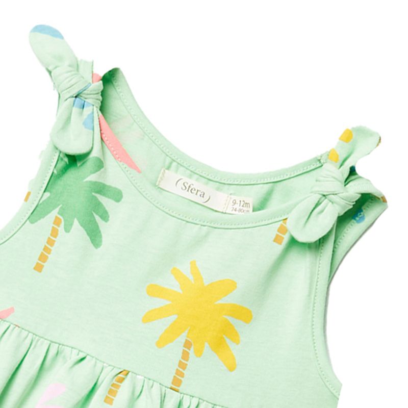 104675000-Vestido-verde-con-estampado-de-palmeras-para-bebe-niña