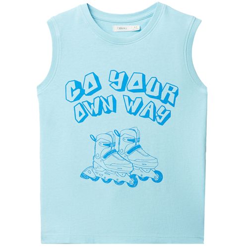 Camiseta celeste con estampado para niño