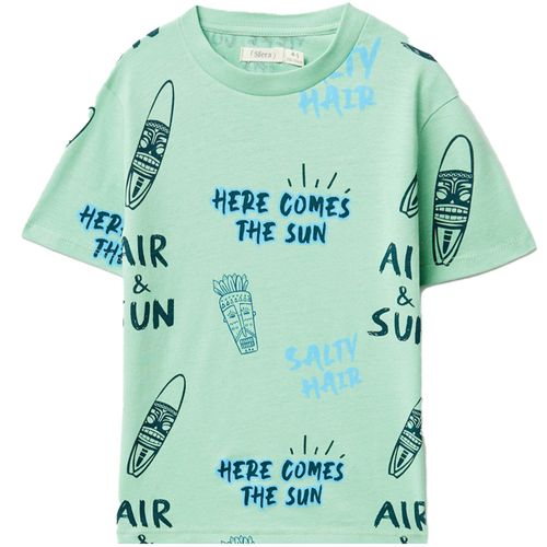 Camiseta verde con estampado para niño