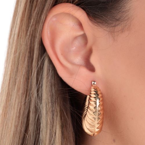 Argollas color dorado para mujer