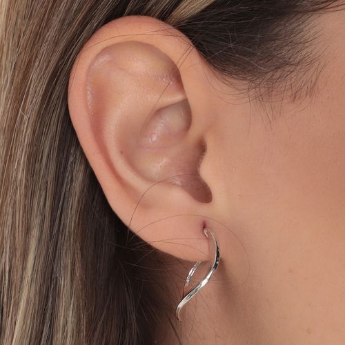 Argollas plateadas para mujer