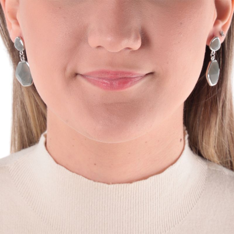 104633128-Aretes-largos-color-gris-para-mujer